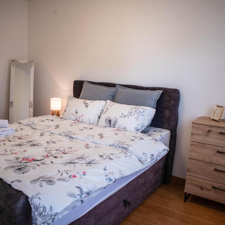 Lux Apartment Rose - Elite 74m2 - Two-Bedroom Apartment - 2
