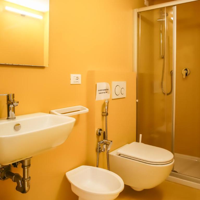 Nomad Hostel - Etagenbett im gemischten Schlafsaal mit 12 Betten - 5