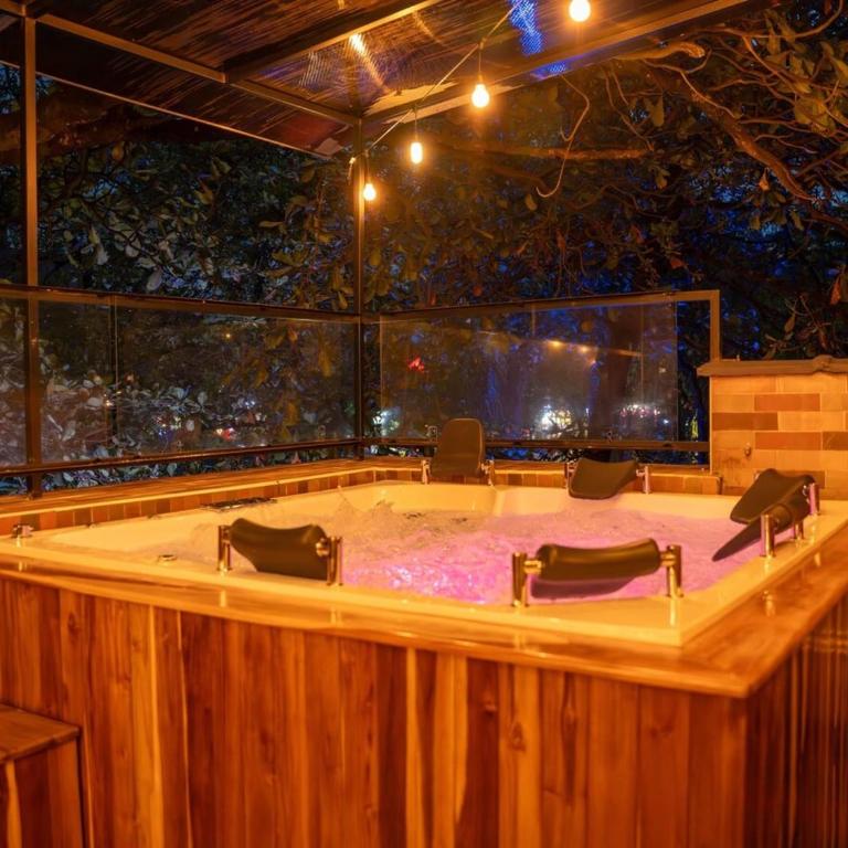 Luxury Living in Parque Lleras & Full House - Villa - 1