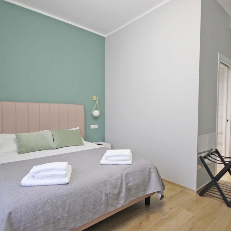 Roma Nostra Luxury B&B - Camera Quadrupla con Bagno Privato - 1