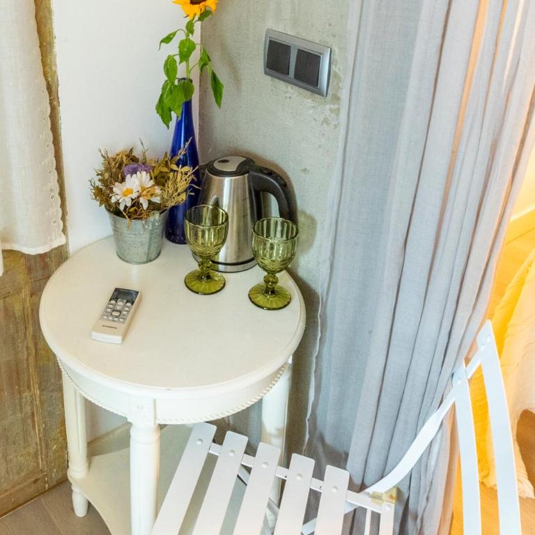 Ibiza Boutique Guest House - Double Room Interior with Bathroom - 2
