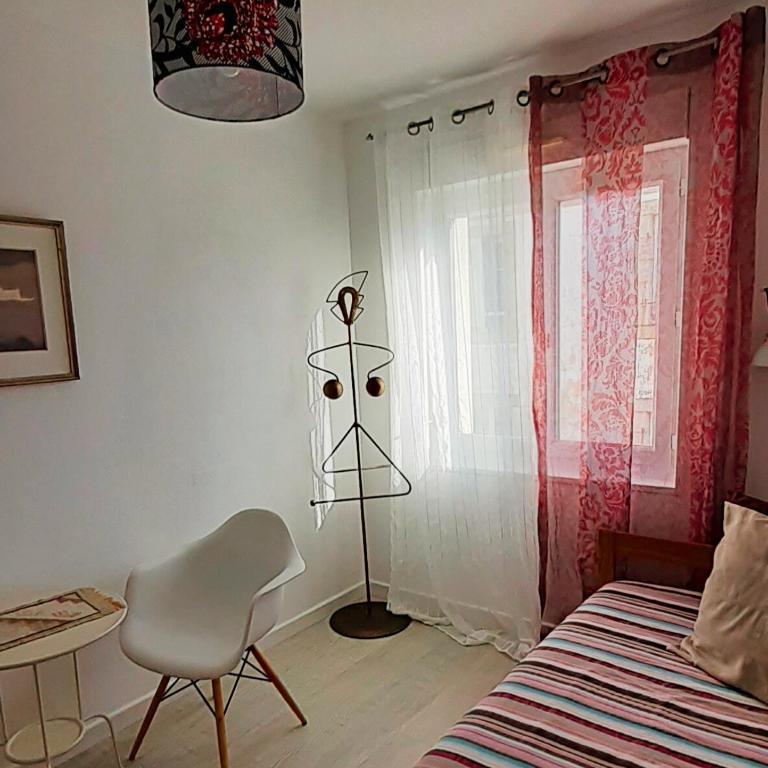 Avril - Appartement Centre Ville Concarneau - Appartement 2 Chambres - 15