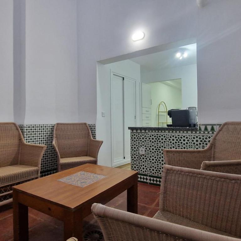 DS LealHomes, patio and terrace - Apartamento de 3 dormitorios - 8