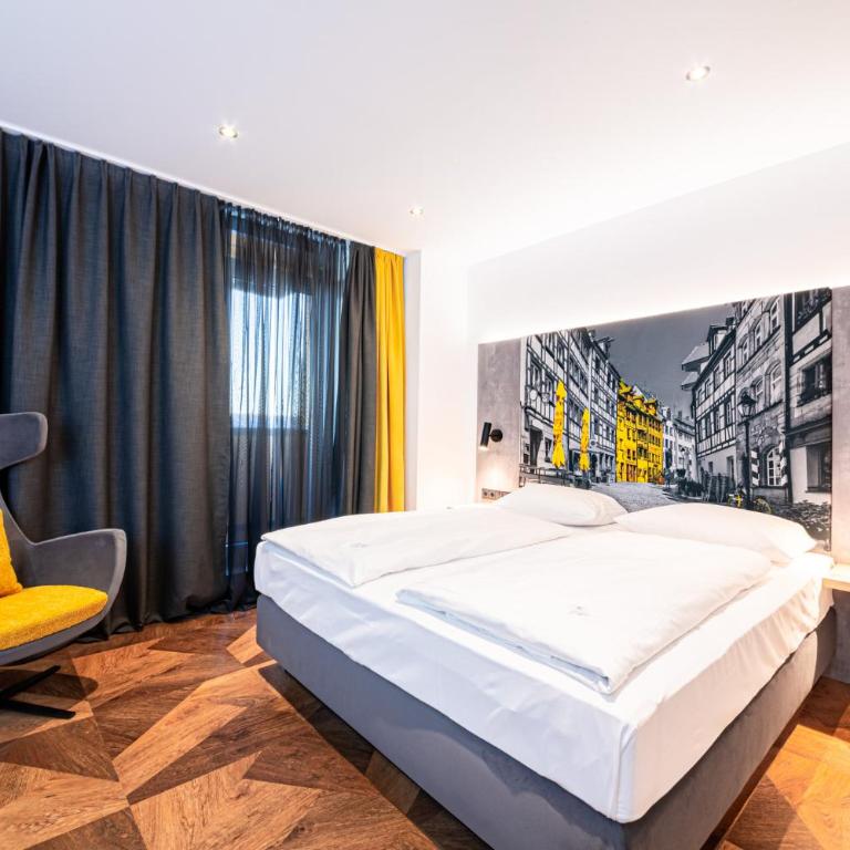 Arotel Best living Nürnberg - Familienzimmer mit Balkon - 2