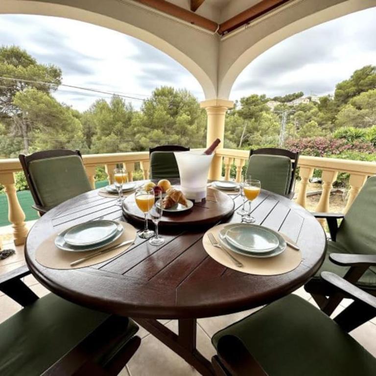Casa Maria Granadella, three bedroom villa with private pool - Villa de 3 dormitorios - 12