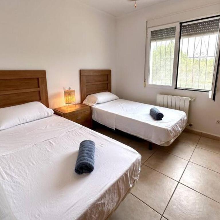 Casa Maria Granadella, three bedroom villa with private pool - Villa de 3 dormitorios - 32