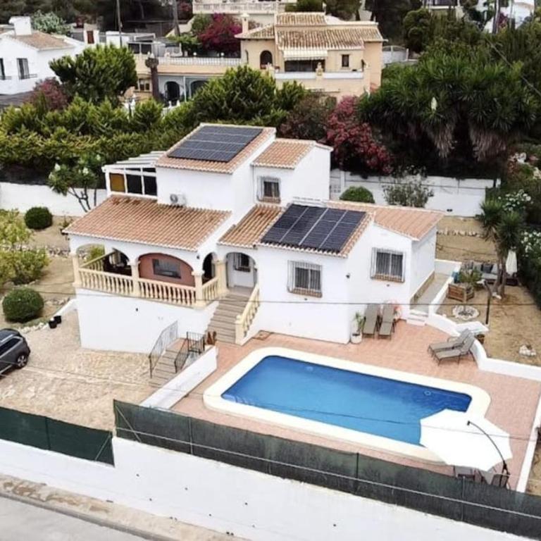 Casa Maria Granadella, three bedroom villa with private pool - Villa de 3 dormitorios - 33