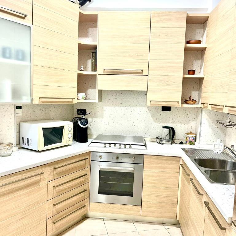 15 Min. Colosseo 2 - Casa di Micca - Appartamento con 2 Camere da Letto - 26