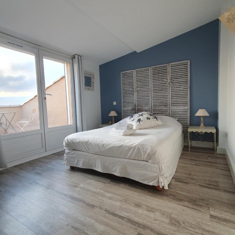 Hôtel Les Calanques - Chambre Double avec Patio - 2