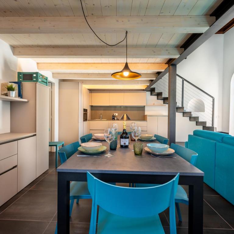 NEW 2024 - ANCIENT GRAVEDONA - where Lake Como classic style meets modern design and comforts - Larihome A41 - Appartamento con 2 Camere da Letto - 5