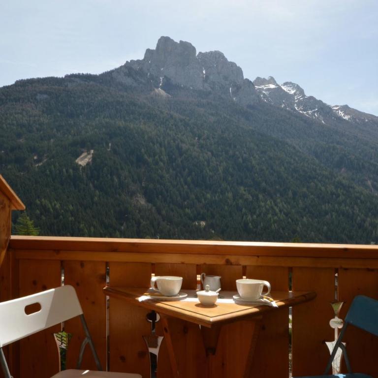 Majon d'Aisciuda - Appartamento con 1 Camera da Letto, Balcone e Vista Montagna - 6