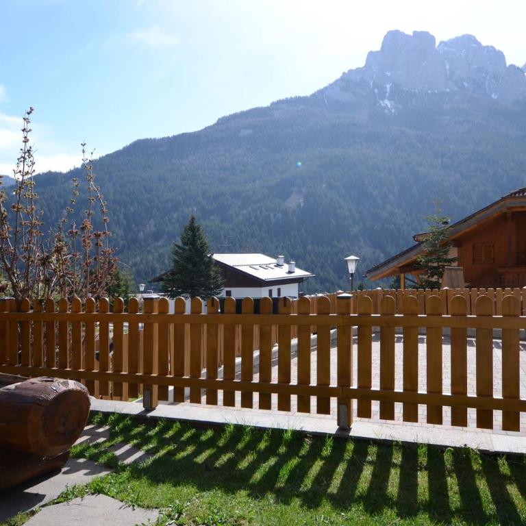 Majon d'Aisciuda - Appartamento con 3 Camere da Letto e Patio - 4