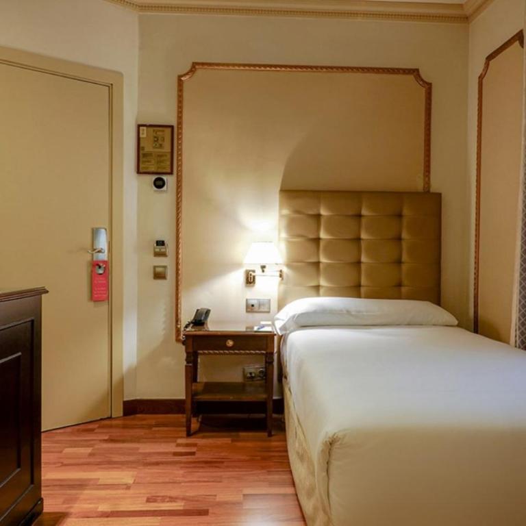 Hotel Roger de Llúria - Small Single Room - 4