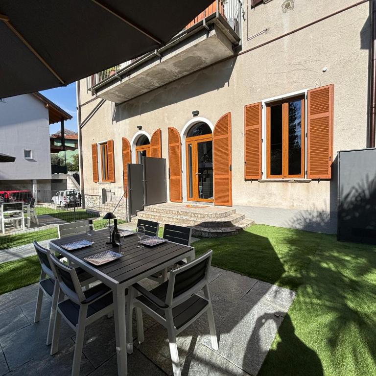 NEW 2024 - ANCIENT GRAVEDONA - where Lake Como classic style meets modern design and comforts - Larihome A40 - Appartamento con 2 Camere da Letto - 2