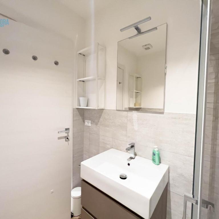 Cavana 5 Tirabora Short Rent - Appartamento con 1 Camera da Letto - 13