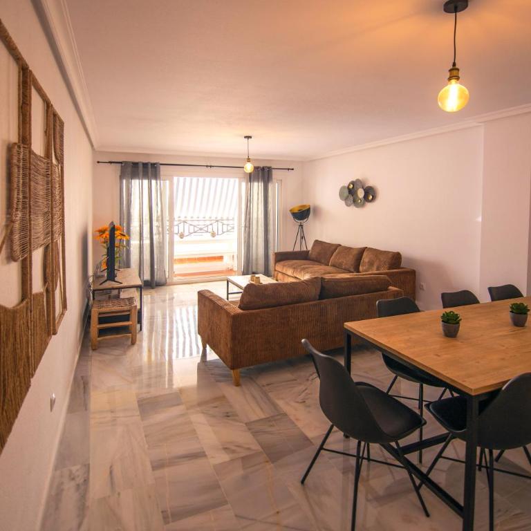 Siempre Juntos - Three-Bedroom Apartment - 2