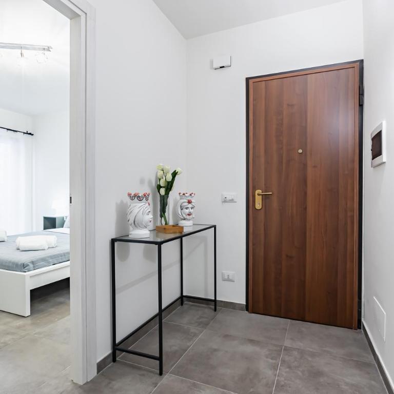 GuestHost - Palazzo dei Normanni & Ballarò Roomy Modern Apt x9 - Appartamento con 3 Camere da Letto - 19