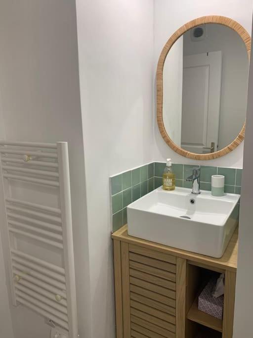 Boulouris - Appt 3/4 pers. bord de mer / piscine - Appartement 1 Chambre - 13