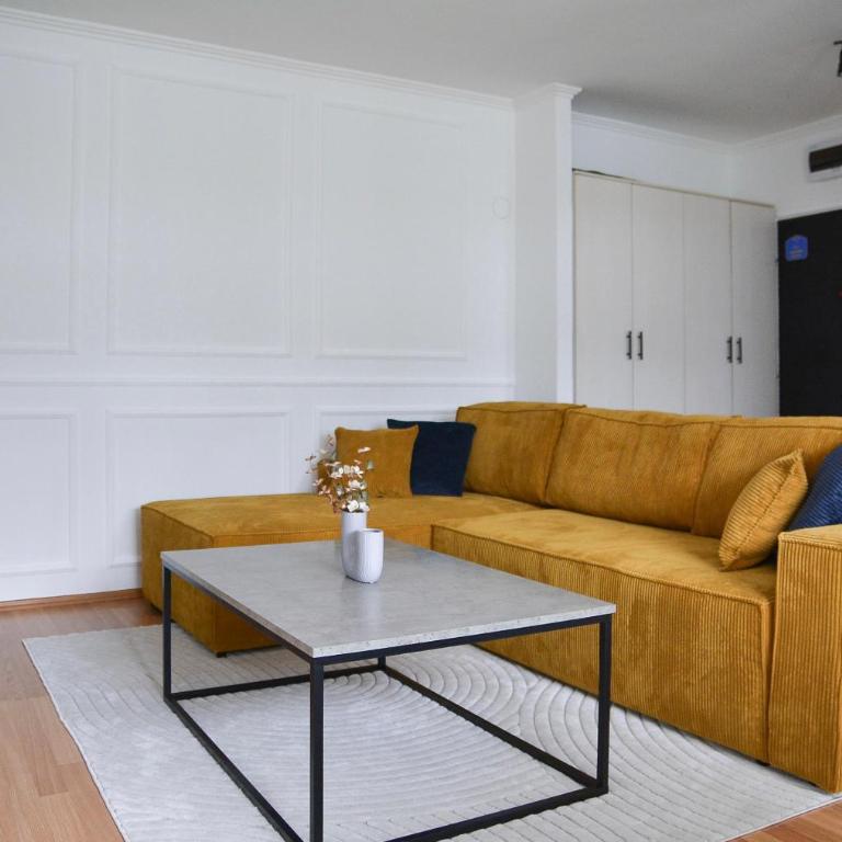 CROWN apartment 4 - Two-Bedroom Apartment - 10