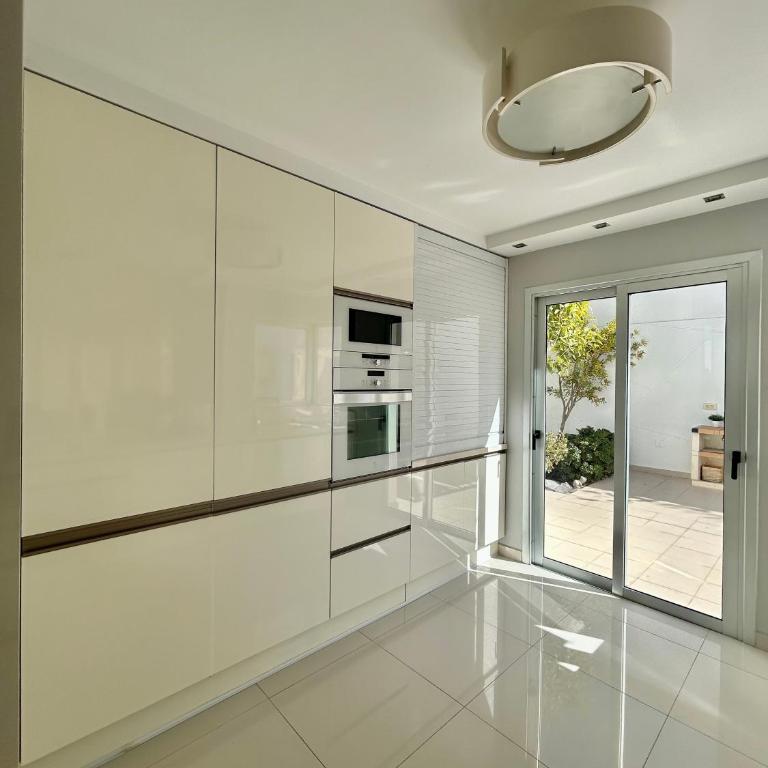 Luxury Villa in Costa Adeje K301 - Villa Superior - 16