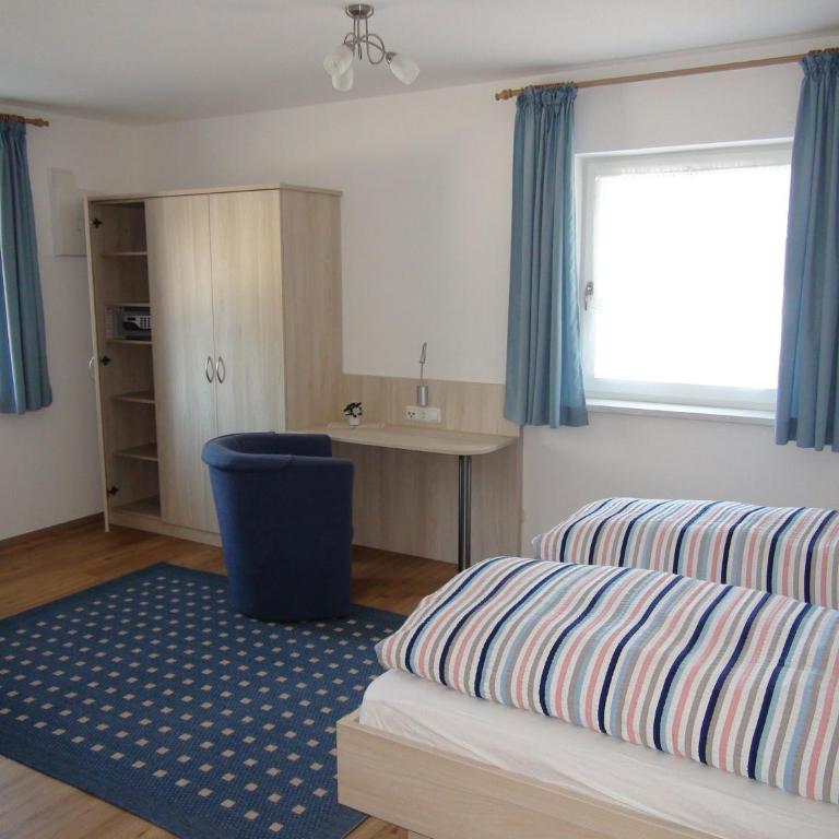 Am Badezentrum Ferienwohnungen - Apartment 1 mit Bergblick - 6