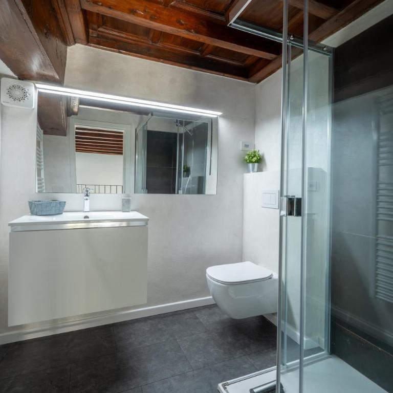 NEW 2024 - ANCIENT GRAVEDONA - where Lake Como classic style meets modern design and comforts - Larihome A41 - Appartamento con 2 Camere da Letto - 20