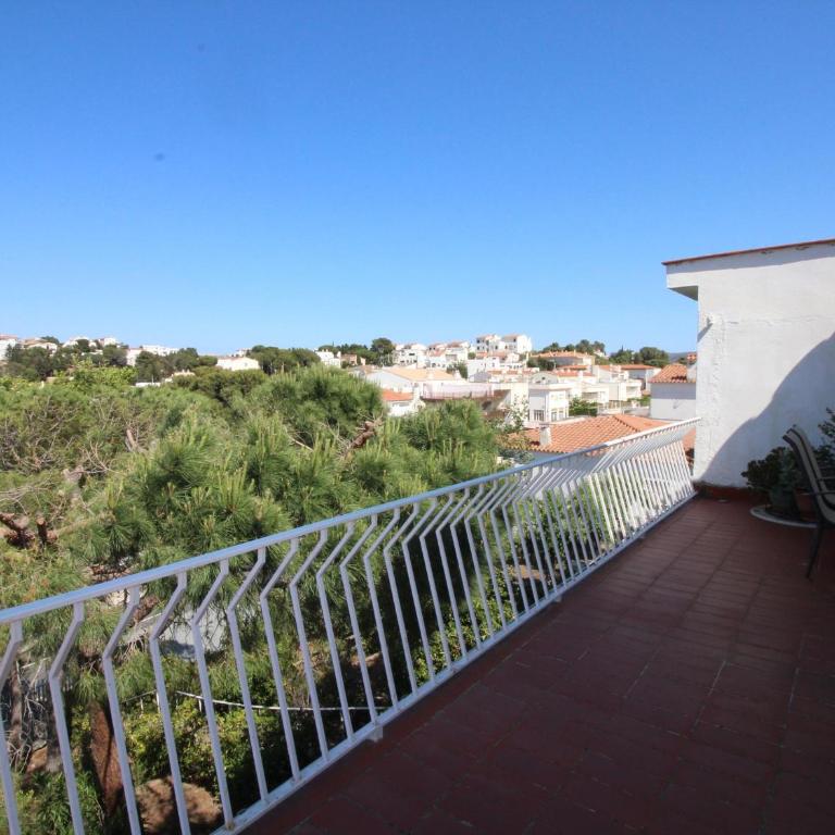Apartamento con gran terraza y vistas panorámicas, a 300 m de la playa. - ES-228-45 - Apartamento - 9