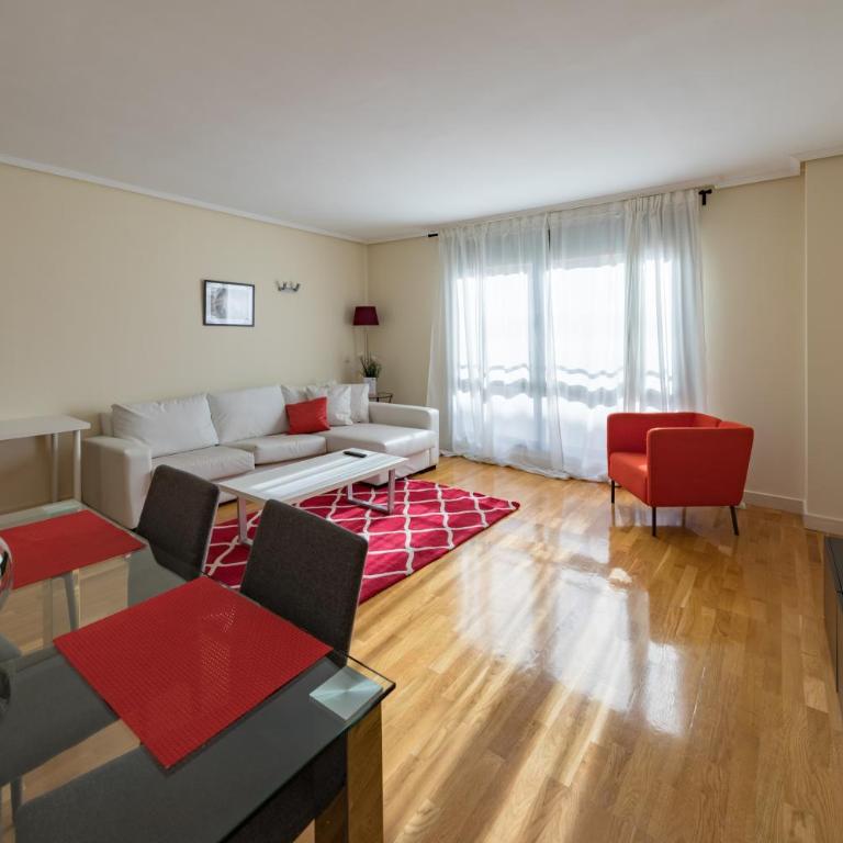 Cituspace Las Tablas Azofra - Three-Bedroom Apartment - 17