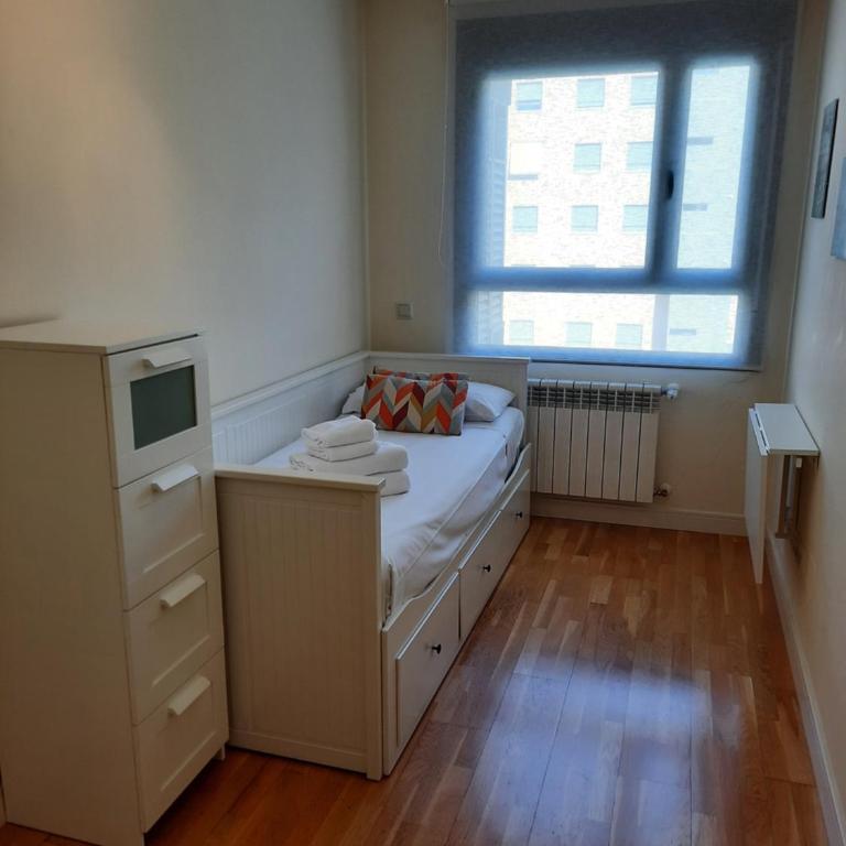 Cituspace Las Tablas Azofra - Three-Bedroom Apartment - 26