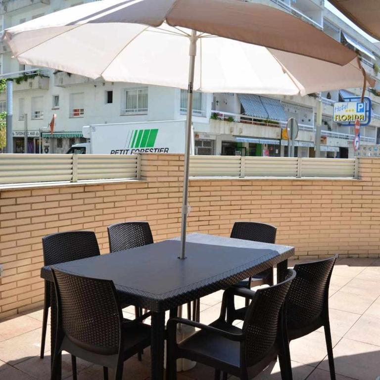 Voramar – A 50 m de la Playa, Parking y A/A - Apartamento de 2 dormitorios - 6