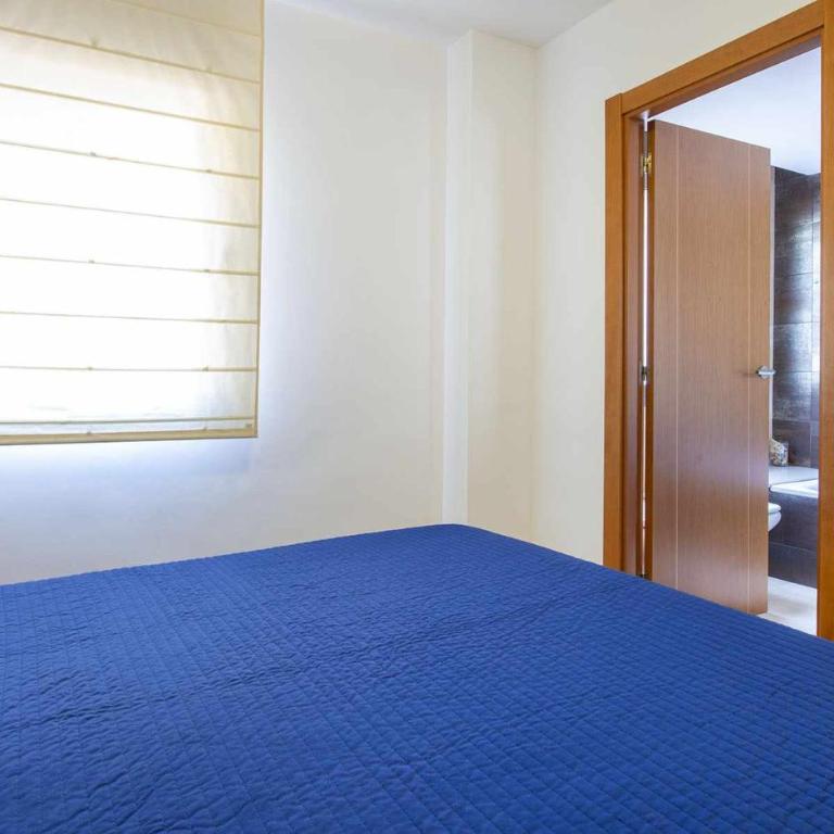 Voramar – A 50 m de la Playa, Parking y A/A - Apartamento de 2 dormitorios - 9