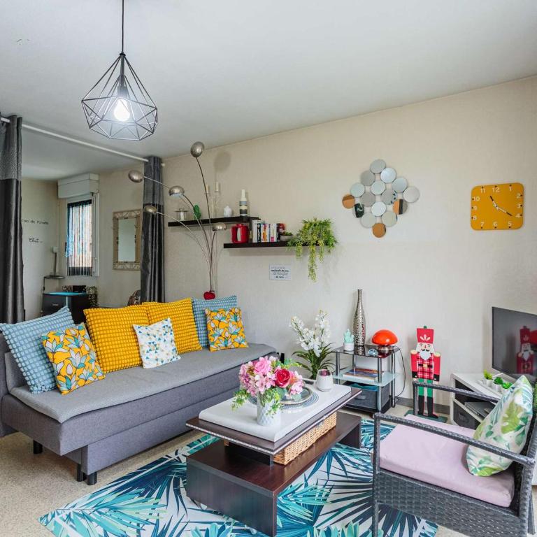 Bel Apt Moderne, 1 Chambre, Balcon, Ascenseur, Parking, Proche Commerces, 10 min Plages - Apartment mit 1 Schlafzimmer - 10