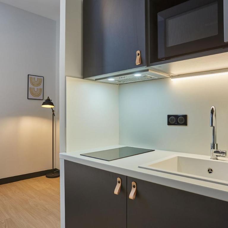 Appart'hôtel Odalys City - Nîmes Arènes - Palais des Congrès - Studio - 4