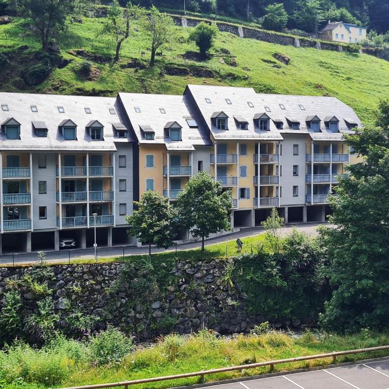 " Iguzki lore " Charmant appartement 4 pers,vue montagne avec parking privé et balcon - Appartement 2 Chambres - 12