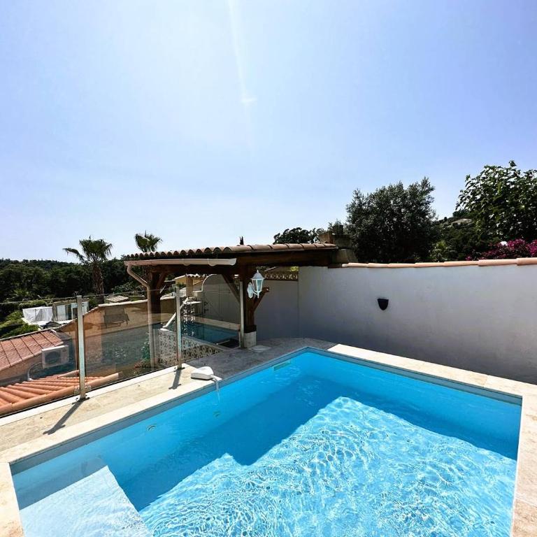 Mazet de la Treille, climatisé avec piscine privée pour 4 pers Domaine privé - Maison de Vacances - 5