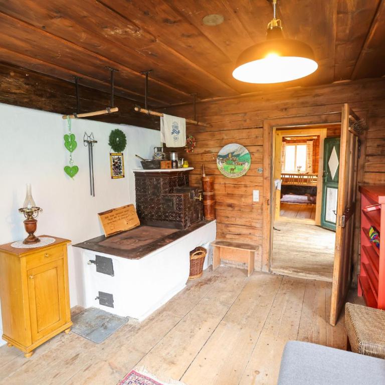 Die weisse Wand Almen - Chalet mit Dusche - 20