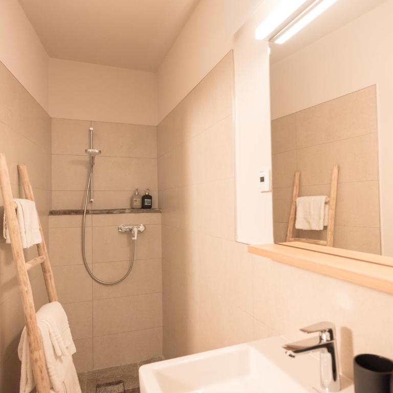 B&B CCAA Ascona - Camera Familiare - 4