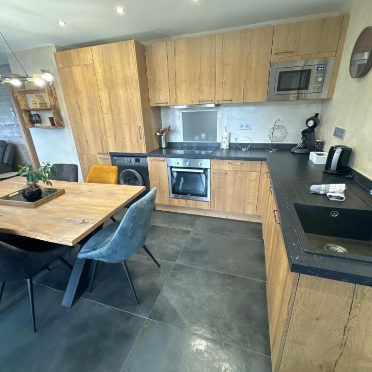 la ruche Bel appartement avec terrasse, magnifique vue , 2 spa - Appartement 1 Chambre - 5