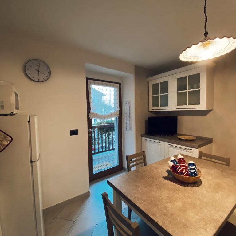 ALLA CAMPANELLA - Appartamento con 2 Camere da Letto - 21