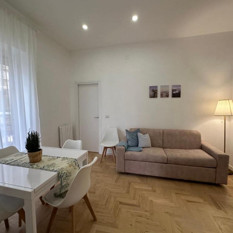 Casa Tramontano - Appartamento con 2 Camere da Letto - 5