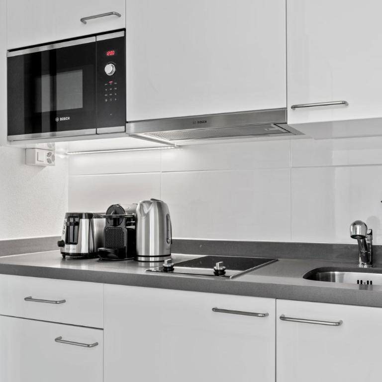 Berne 2 by Homenhancement - Self Check In - Estudio - 3
