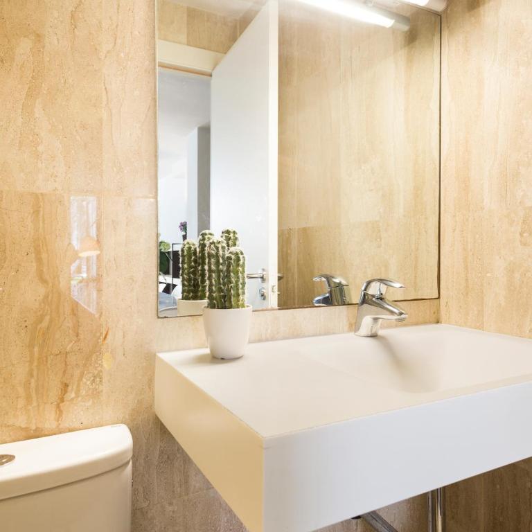 My Space Emirates - Modern Duplex with Private Garden and Swimming Pool - Three-Bedroom Apartment - 15