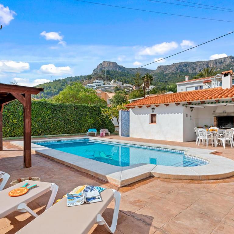 Villa Mercedes - Plusholidays - Villa - 2