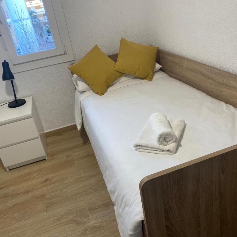 PLAZA ANDALUCIA APARTMENT -A 10min caminando del Puente Romano - Apartment mit 3 Schlafzimmern - 77