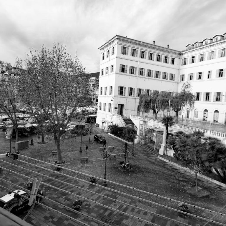 HomeHolidaySanremo - Palace - Appartamento con 1 Camera da Letto - 47
