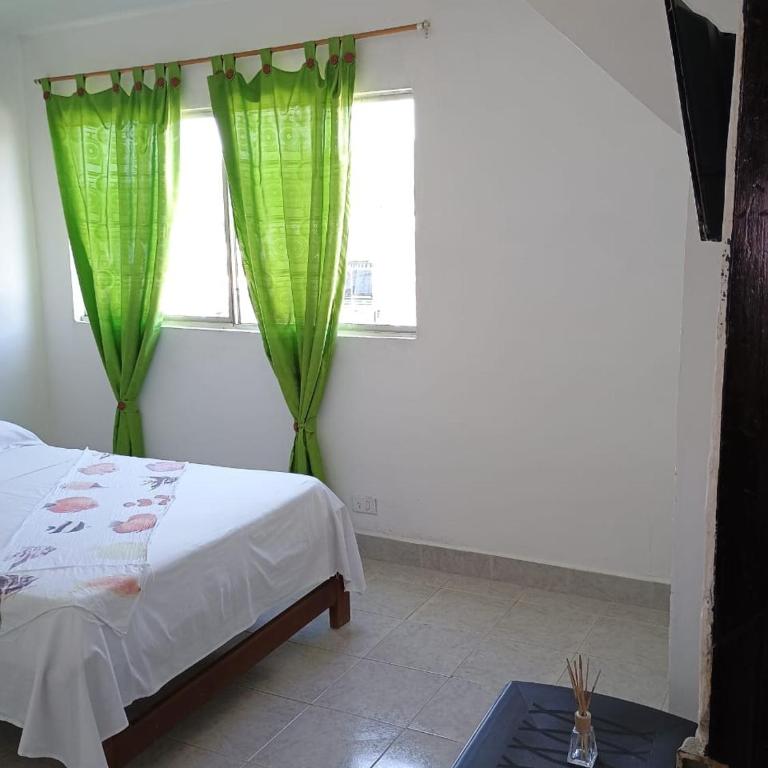 Hostal Adrimar - Habitación Doble con vistas al mar - 3