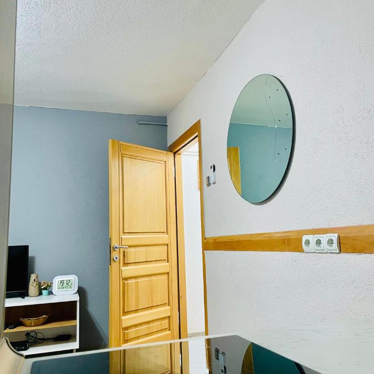 T&N Studio-Center-Free parking,AC,Train-Bus station - Apartman - 33
