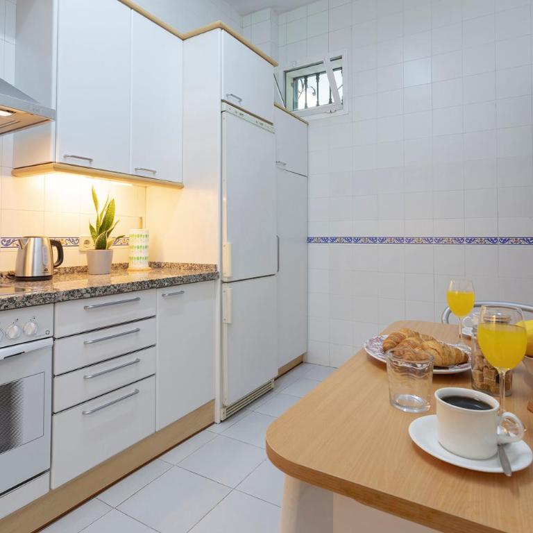 Balcón y Parking Carretería 77 - One-Bedroom Apartment - 11