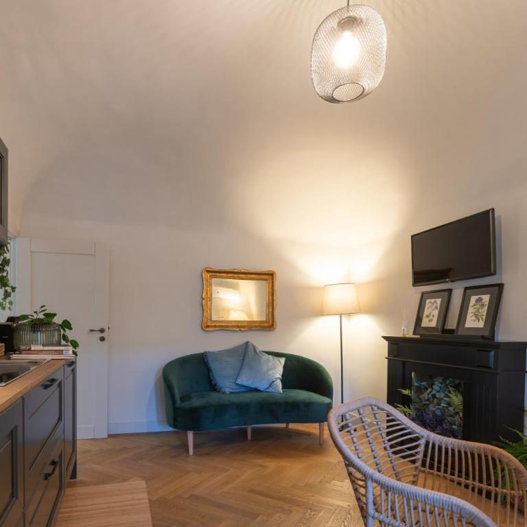 Mirone - Suite Apartments Catania Centro - Appartamento con 2 Camere da Letto - 3