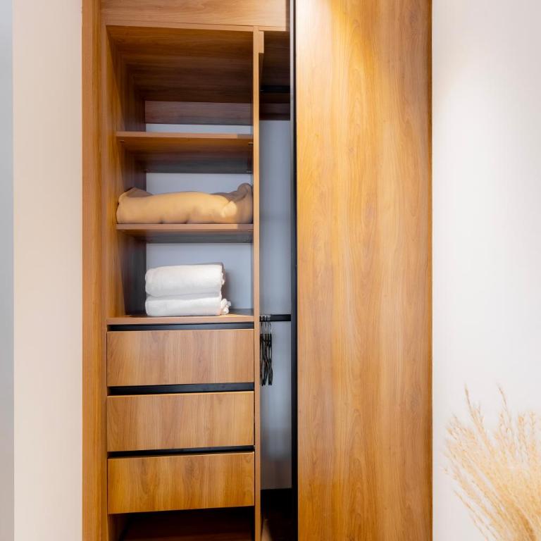 Park Condesa by Capitalia - Family Apartment, 2 Bedrooms, Street View - 21